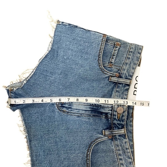 URBAN Outfitters BDG Cheeky Super High Rise Shorts - Picture 10 of 11